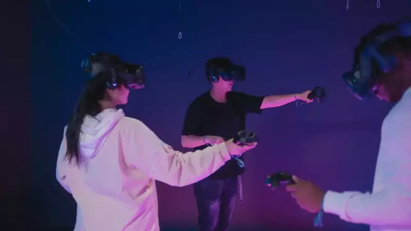 VR Simulations and interactive experiences