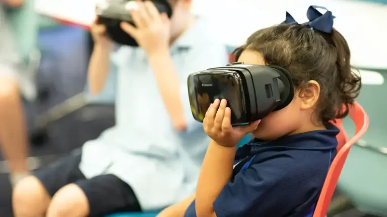 What Is Virtual Reality in Education? Unlocking the Possibilities!